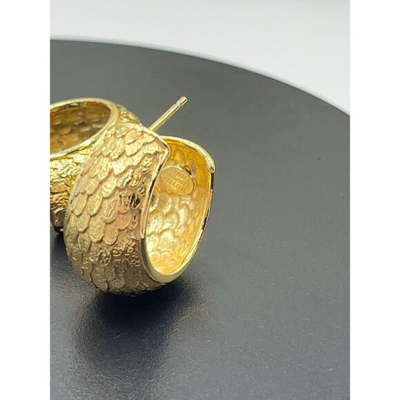 Bellezza Italy Hammered Textured Gold Tone Chunky Half Hoop 925 Back Earrings - Picture 10 of 14